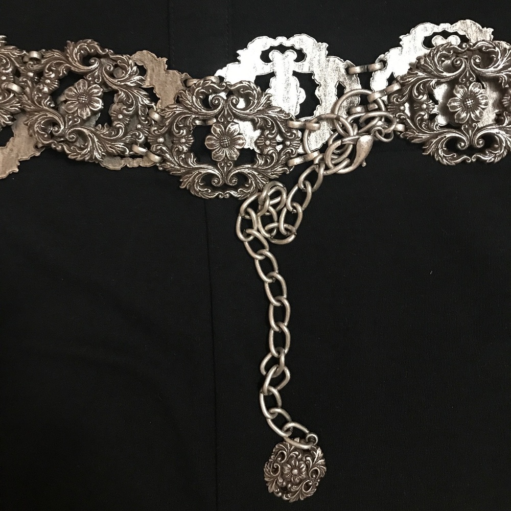 Women Silver Floral Style Link Heavy Chain Belt